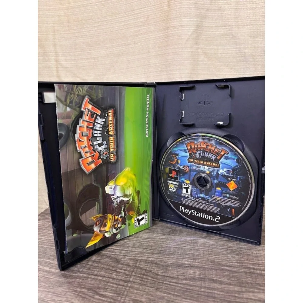 Ratchet & Clank Up Your Arsenal Sony PlayStation 2 PS2 2004 CIB with Manual